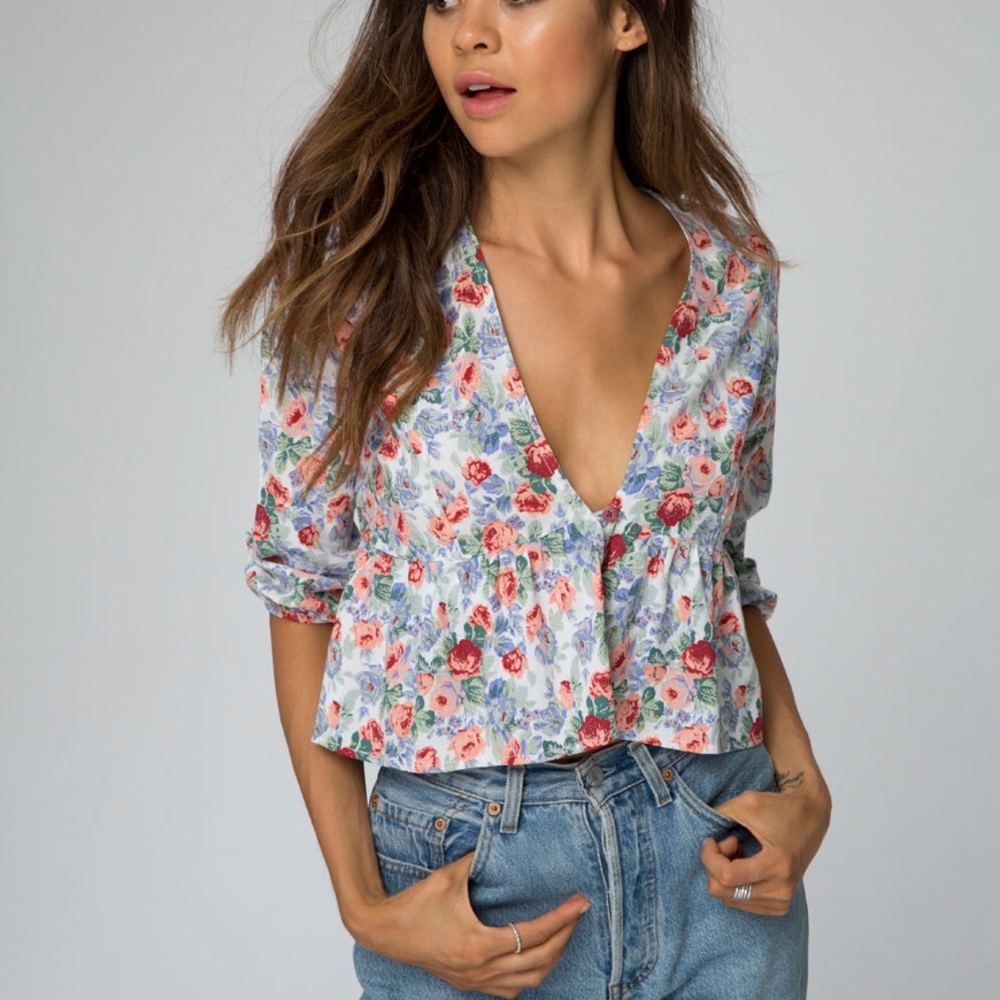 Motel Rocks floral Crop